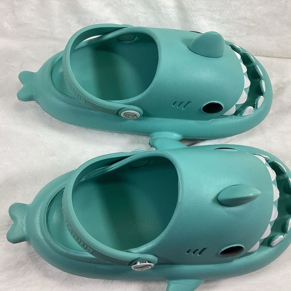 Shark Slides Sandals Unisex Non Slip Slippers Kids Size 12 Shoes Shark Flip Flop - Picture 7 of 7